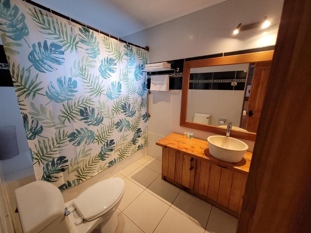 Te Ariki - Adults Only Hotel Hanga Roa Exterior photo